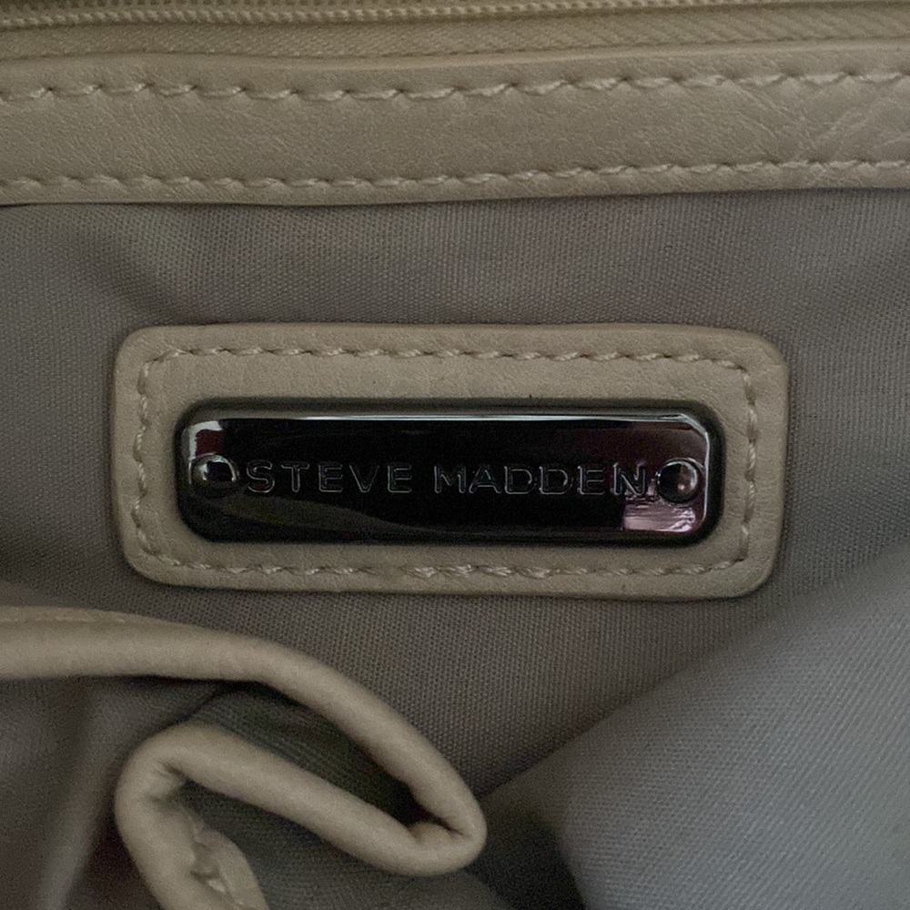 Steve Madden Chained Bag - Picture 5 of 5